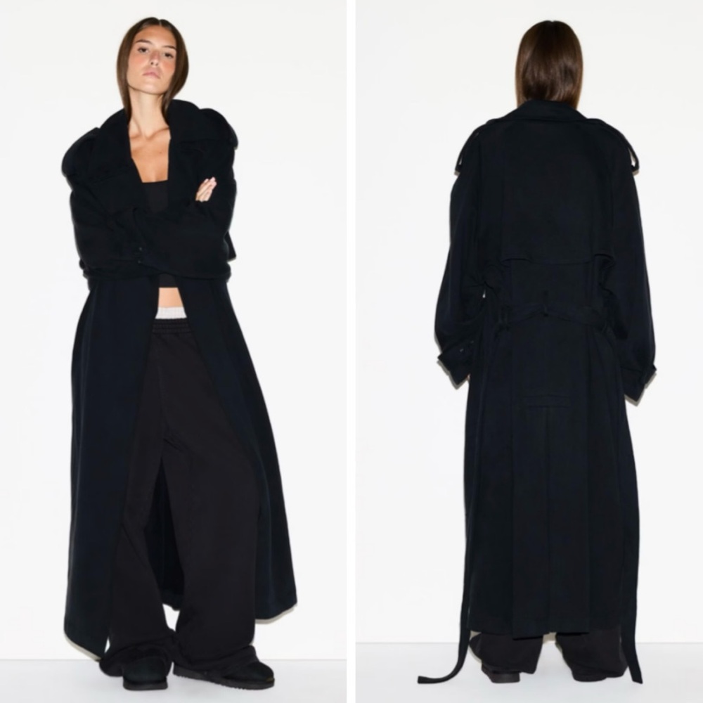 Skims Boyfriend Fleece Oversized Trench Coat in Onyx Black Size Small